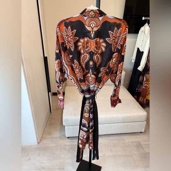 Farm Rio Printed Mini Shirt Dress - Picture 9 of 16